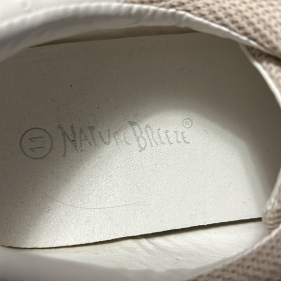 Nature Breeze brand gold sneakers size 11 - Picture 8 of 8